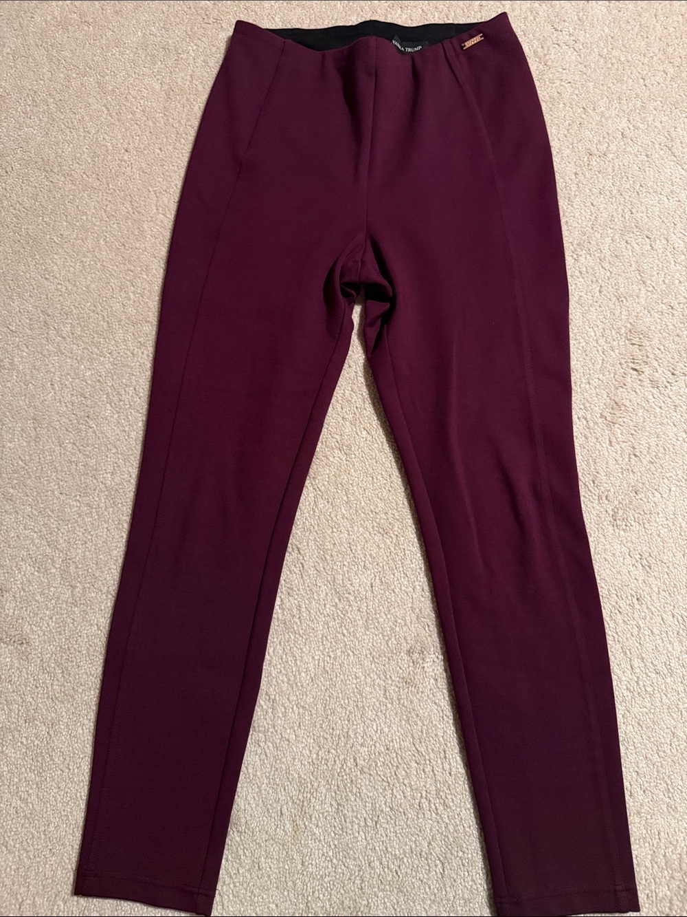 Ivanka Trump Skinny Ponte Pants - Burgundy